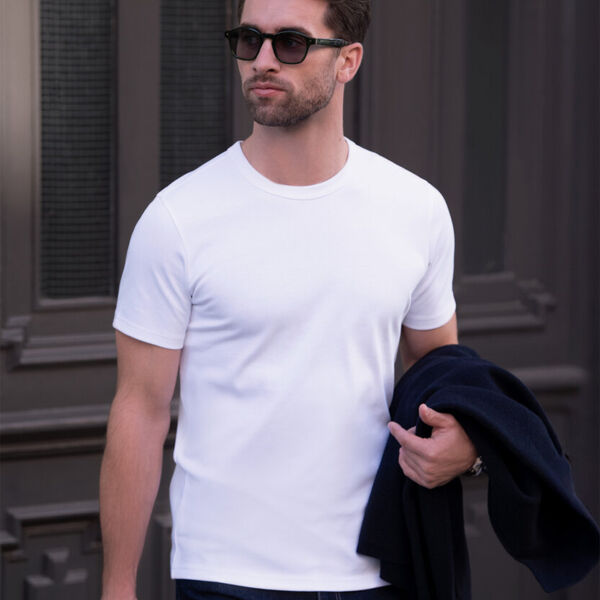 Santa Monica - the interlock tee Thumbnail