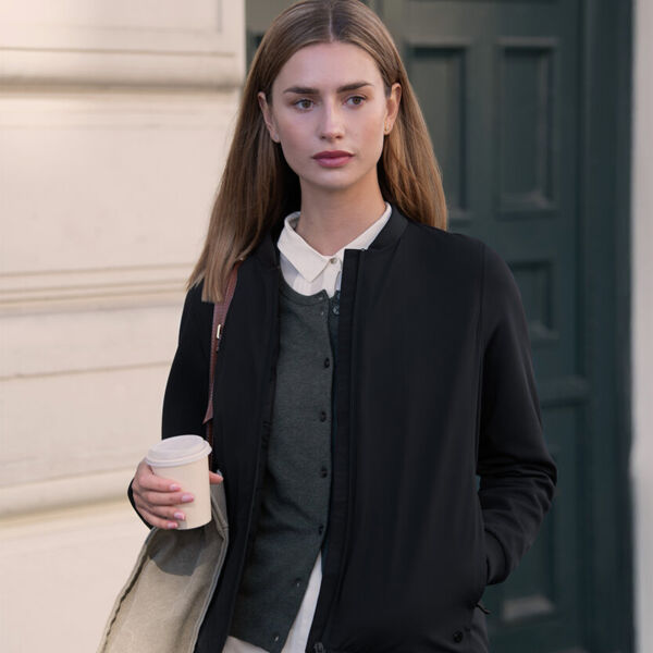 Women’s Westlake – performance hybrid jacket Thumbnail